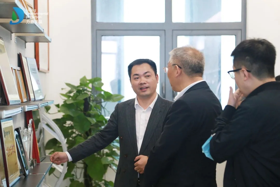 村鎮(zhèn)一體化污水處理設(shè)備（LD 型）”被鑒定為國(guó)內(nèi)領(lǐng)先水平！